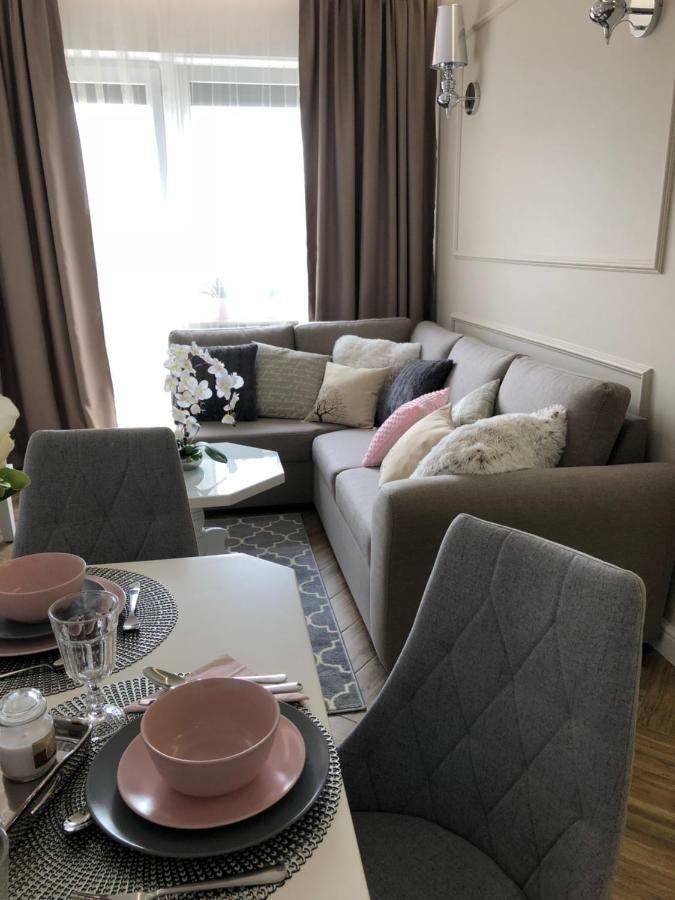 Family & Business Elegant Apartments Ul Warszawska - 2 Bedroom, Balcony, Parking Kielce Exterior foto